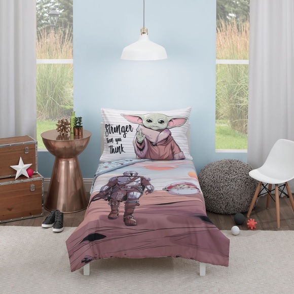Star Wars The Mandalorian Mythosaur Skull Full/Queen Comforter | Hot Topic